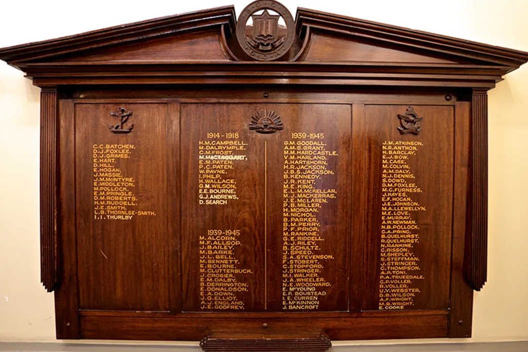 1949-old-girls-war-memorial-honour-board-tile