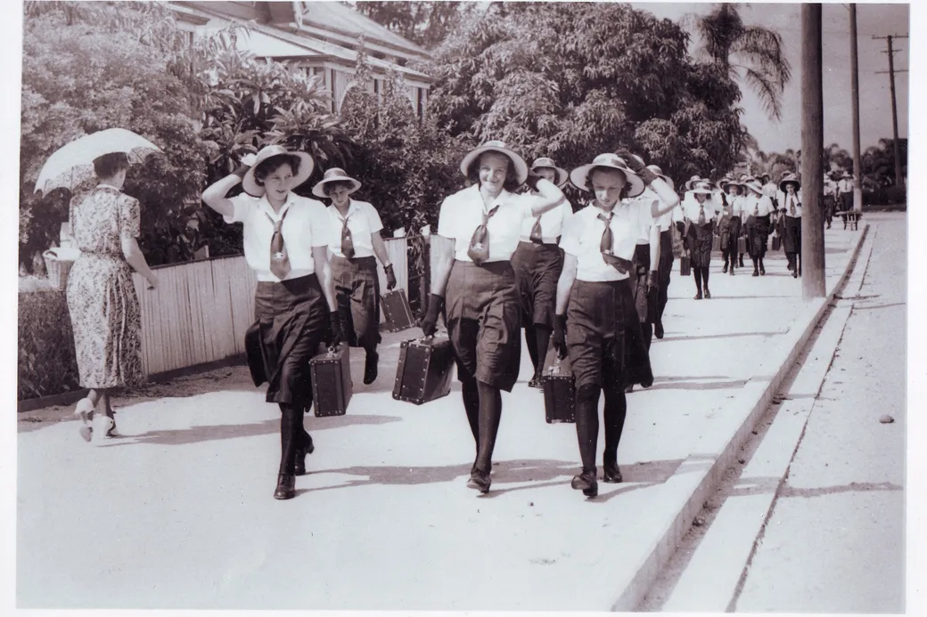 1949-yr-9-first-day-of-school