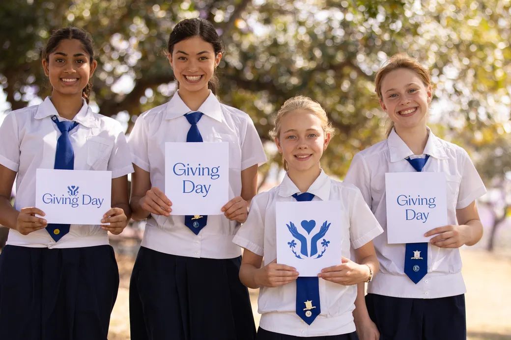 20251024_givingdaycards_mb-8293