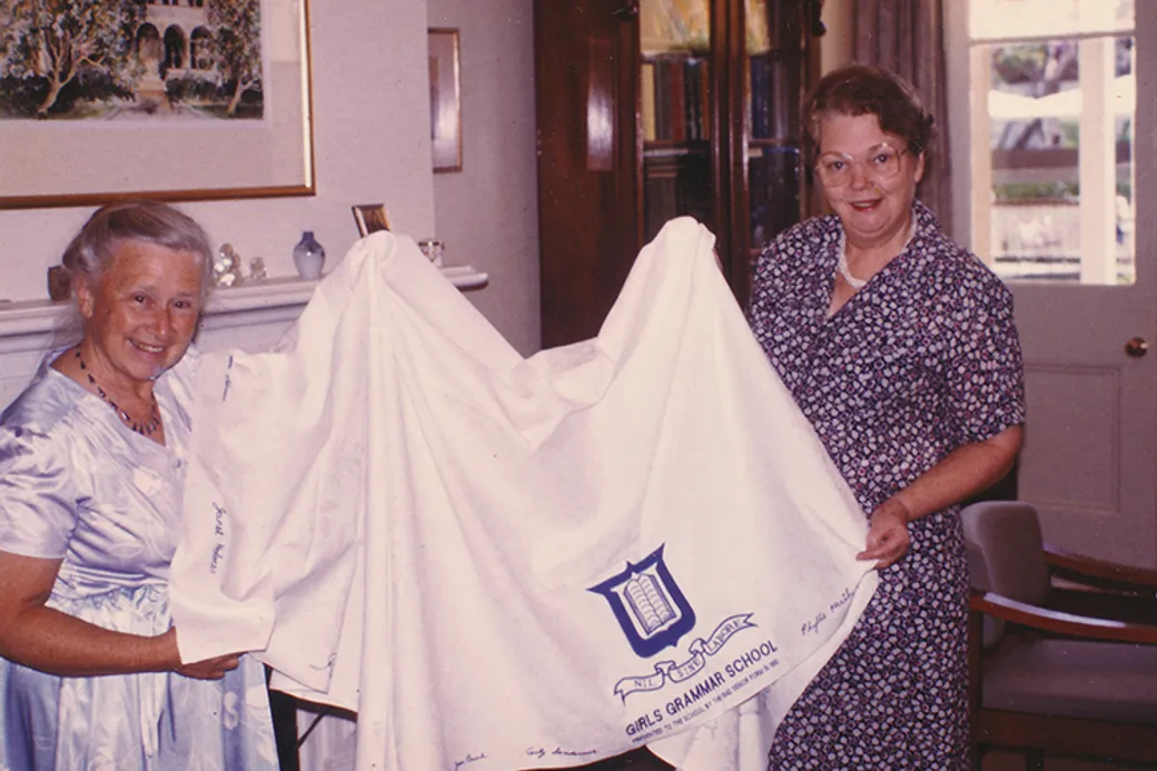c1992-mrs-cecily-fearnley-nee-sandercock-with-mrs-judith-hancock-and-the-speech-day-tablecloth.jpg-tile