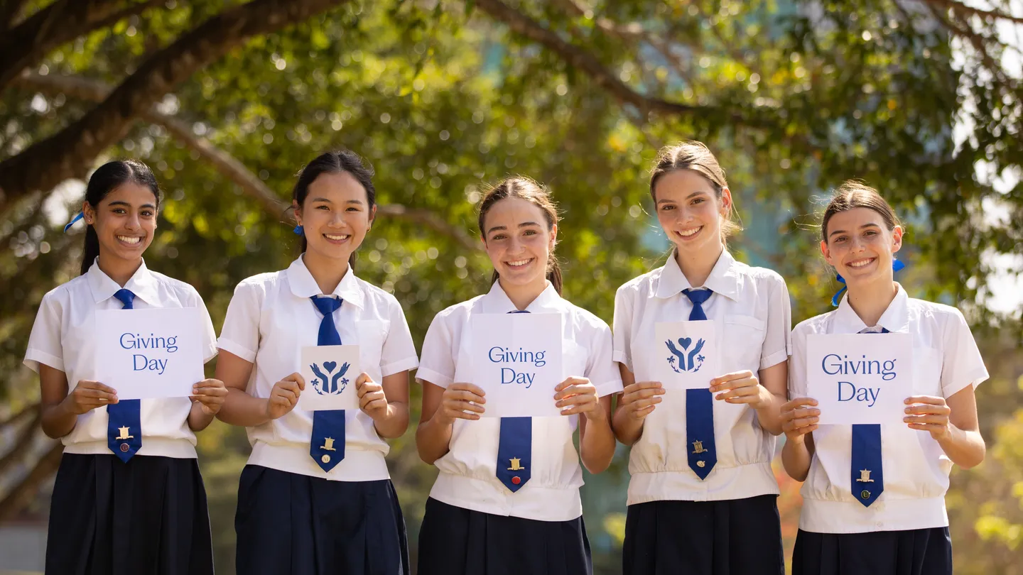 20251024_givingdaycards_mb-8319