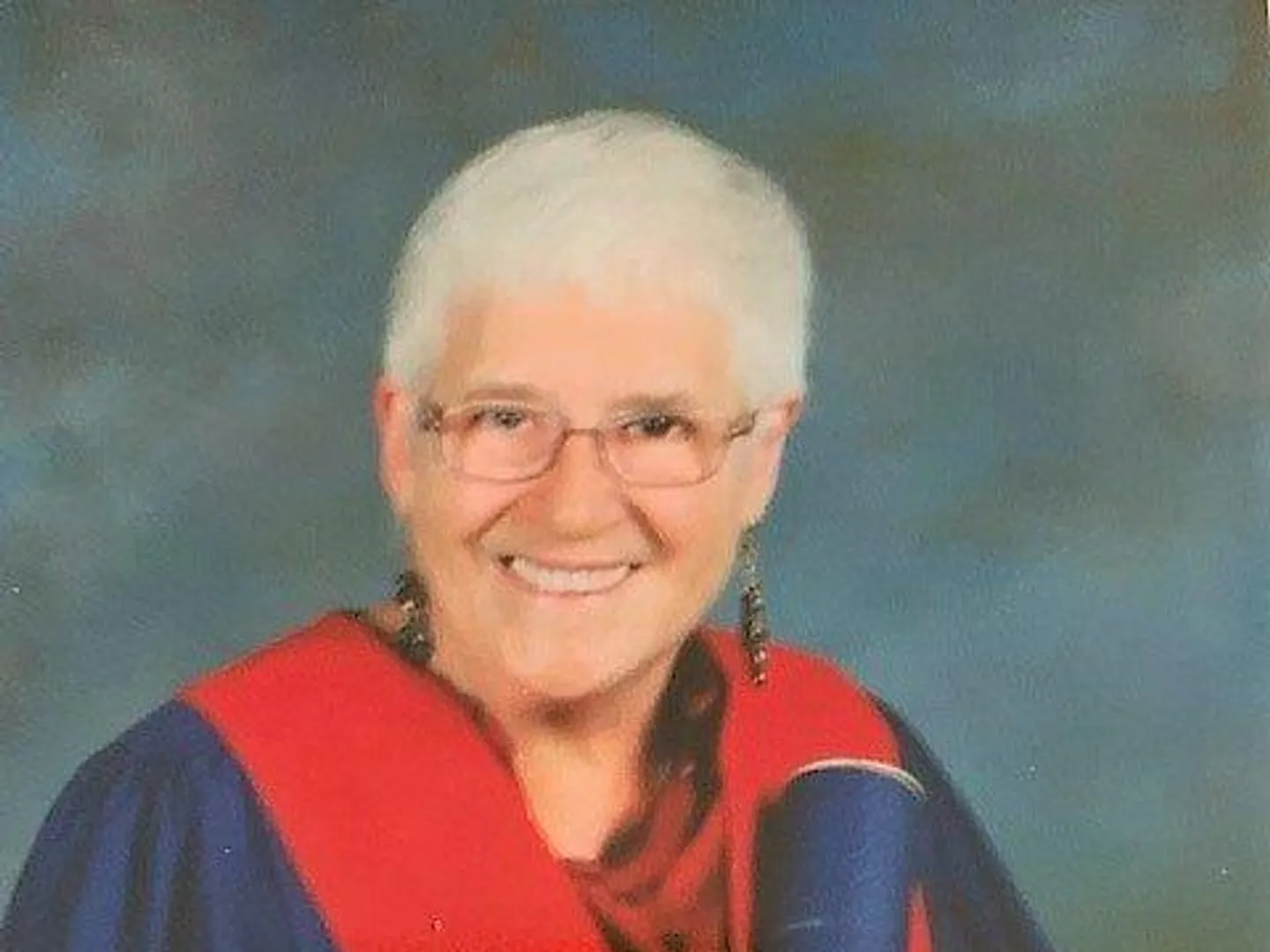 Dr Barbara Burge
