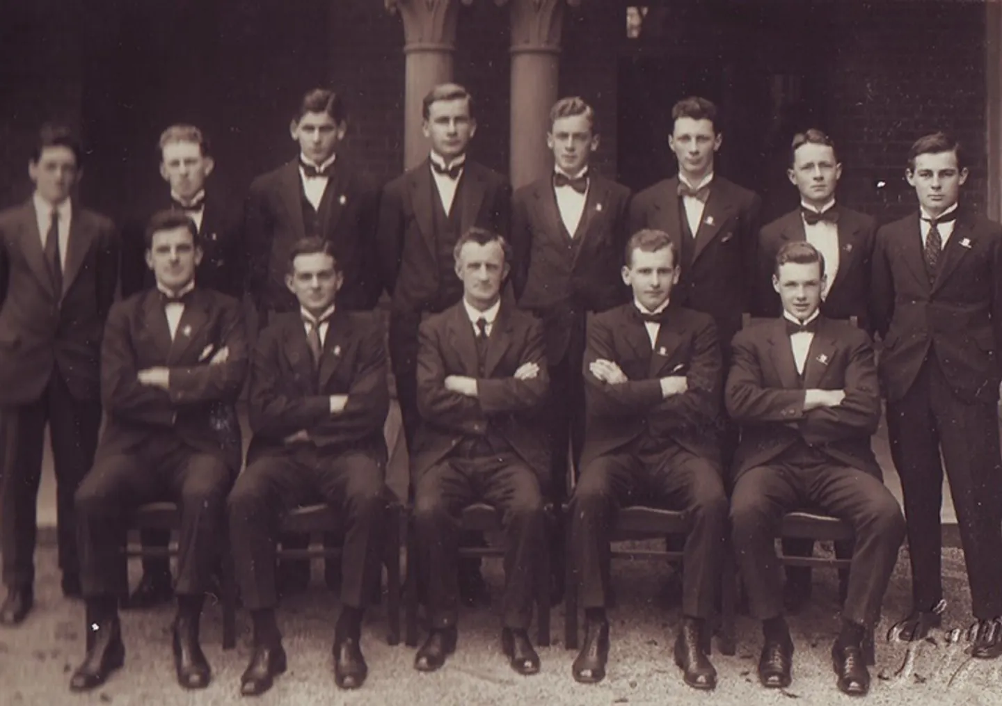 1922-bgs-prefects-and-student-committee-with-konrad-hirschfeld-and-george-seaman-seated-front-left