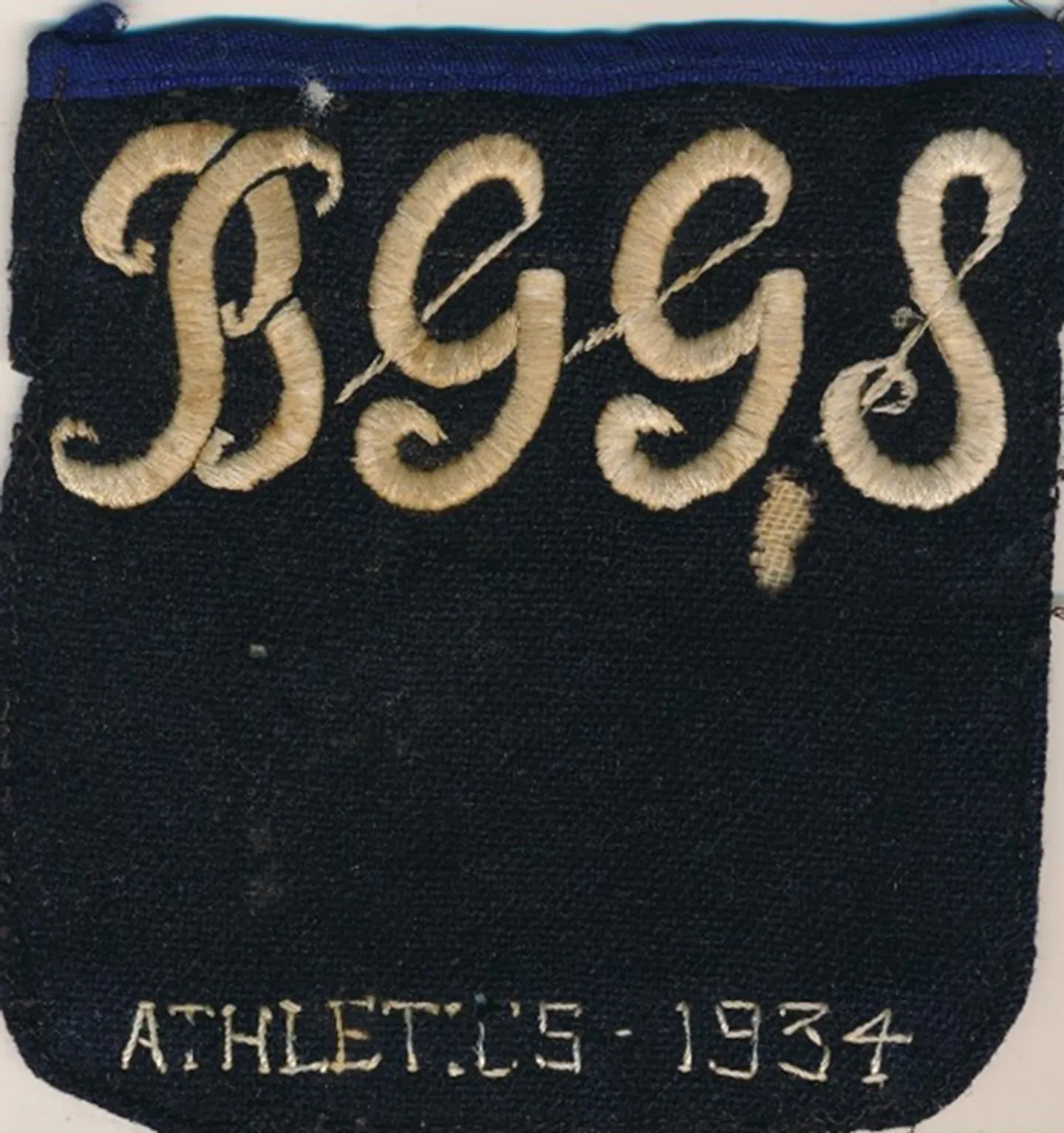 1934-athletics-'half-blue'-752x800