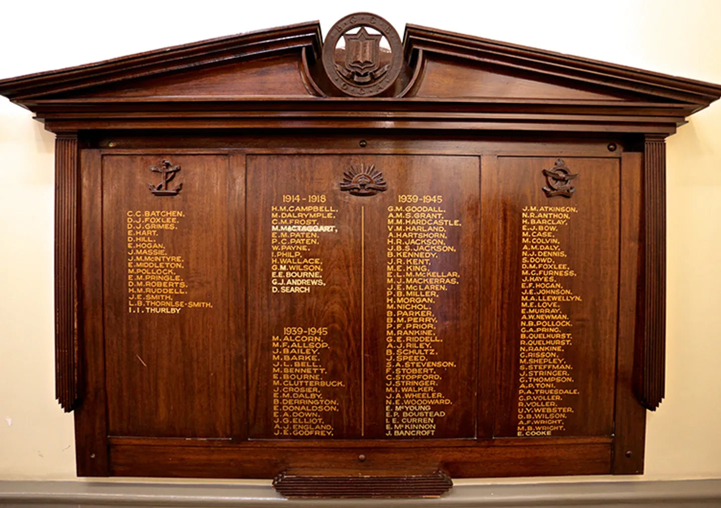 1949-old-girls-war-memorial-honour-board-tile
