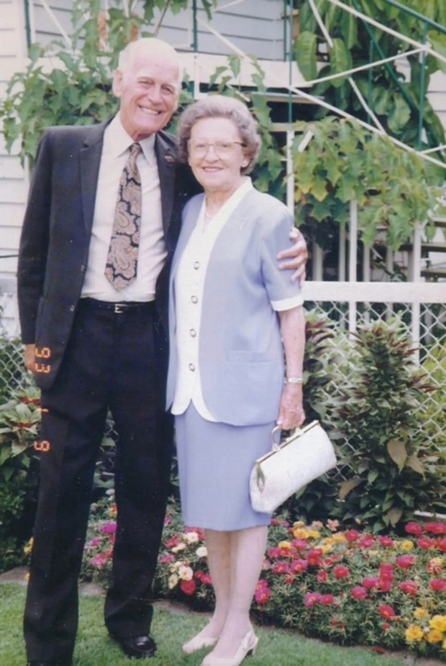 1993-ron-and-edmee-gainsford-courtesy-of-dr-len-gainsford-2015