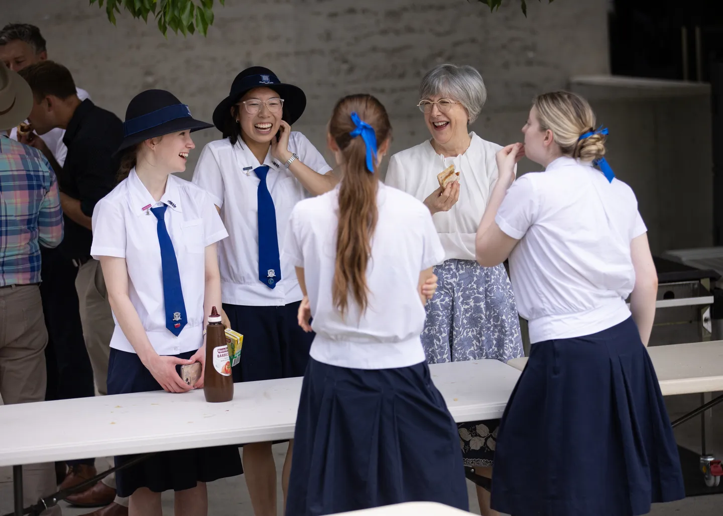 20251023_yr12bbq_03_mb-8123