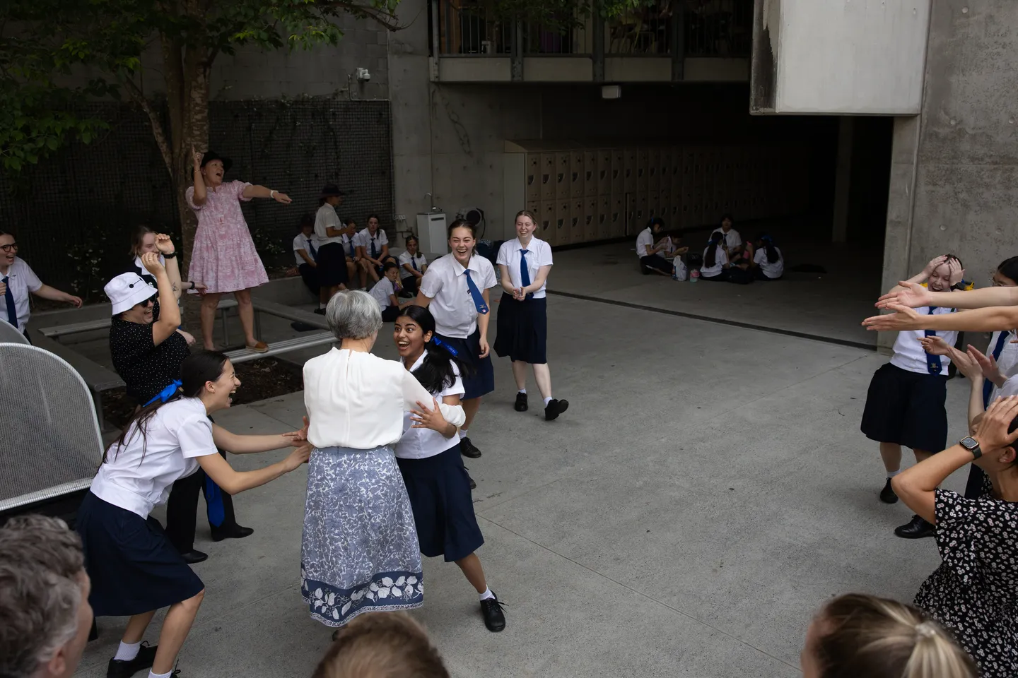 20251023_yr12bbq_11_mb-5134