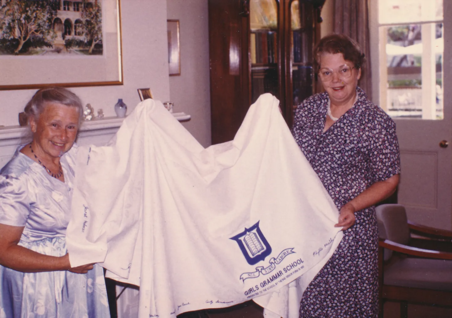 c1992-mrs-cecily-fearnley-nee-sandercock-with-mrs-judith-hancock-and-the-speech-day-tablecloth.jpg-tile