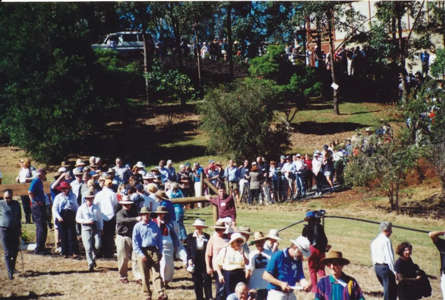 image011