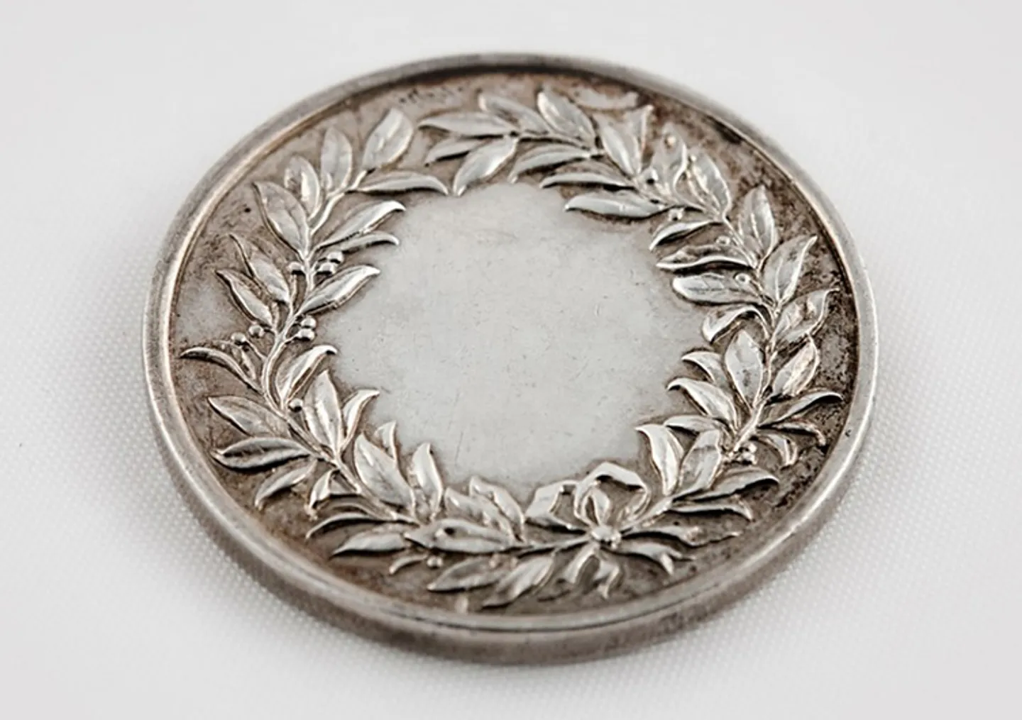the-lady-lilley-silver-medal-template-reverse-side.jpg-752x530