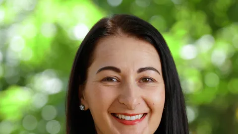 retha-wood