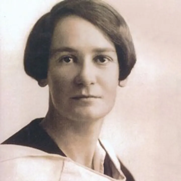 dorothy-hill