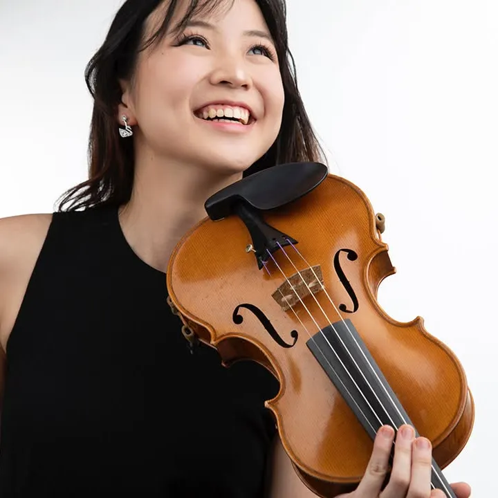 image-2137595343718396